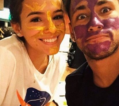 É desta! Bruna Marquezine e Neymar vão casar