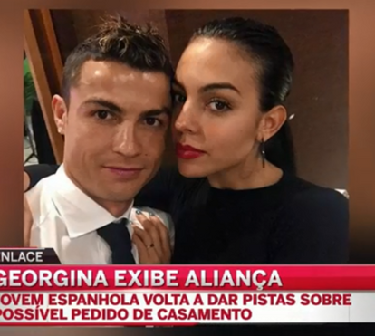 Georgina Rodríguez exibe aliança de noivado