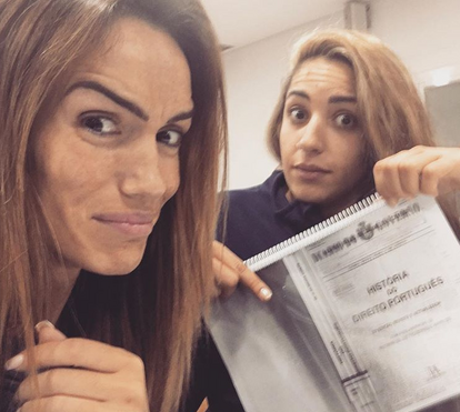 Liliana também quer ser doutora como Zeca mas, tal como ele, ainda não acabou o curso