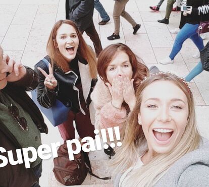 O 'Super Pai' foi conhecer o novo membro da família