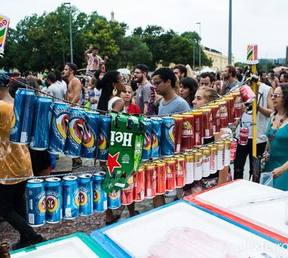 Carnaval de rua anima o Rio de Janeiro