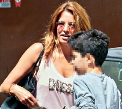 Filho de Bárbara Guimarães deixa mensagem de apoio à mãe em hora dramática
