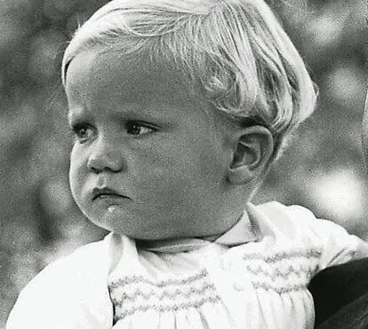 A vida do rei de Espanha em 50 imagens, quando celebra meio século