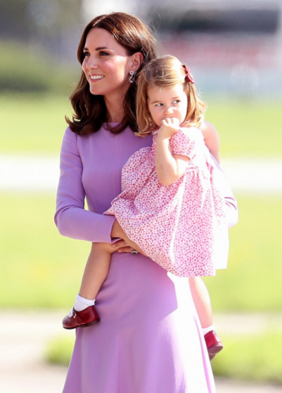 Charlotte, Isabel II 