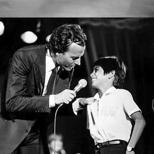 O filho de Julio Iglesias que ajuda o irmão português no caso de paternidade
