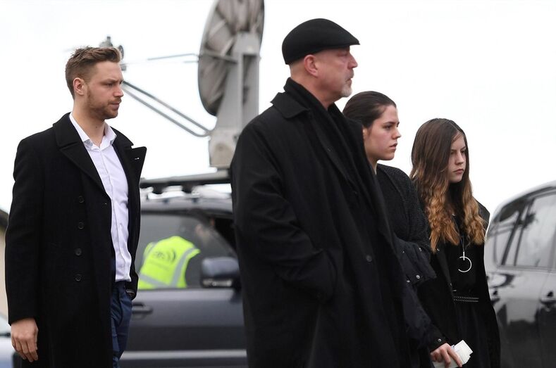 Foi finalmente revelada a causa de morte de Dolores O'Riordan, a vocalista dos Cranberries