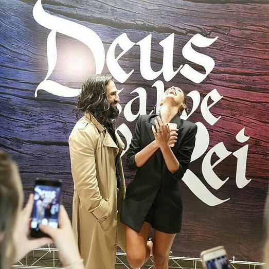Bruna Marquezine, José Fidalgo
