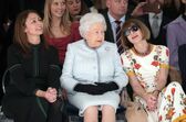 Rainha Isabel II, Anna Wintour