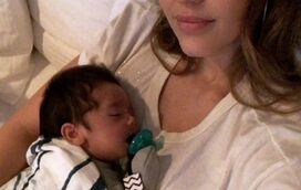 Jessica Alba ao lado do filho pela primeira vez
