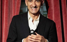 Estilista Miguel Vieira recorda cancro e admite: "Sempre adorei fumar"