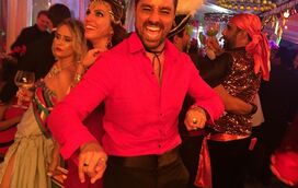 Carnaval. Francisca e Ricardo Pereira apaixonados em noite louca do Baile do Copa