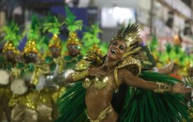 Juliana Paes foi assaltada por homens armados antes de ir para o Carnaval