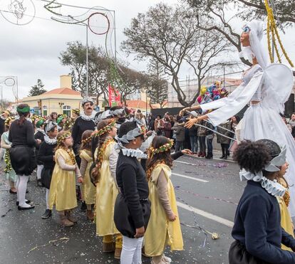 Ousadia e animação enchem Carnaval de Sines