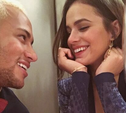 Bruna Marquezine faz declaração de amor a Neymar em momento difícil