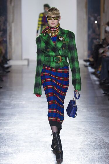  Versace, Milan Fashion Week, Scottish chic