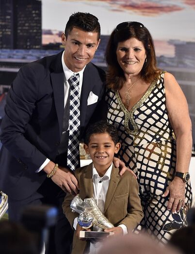 Cristiano Ronaldo, Ronaldo, Dolores Aveiro, Mãe, Aniversário