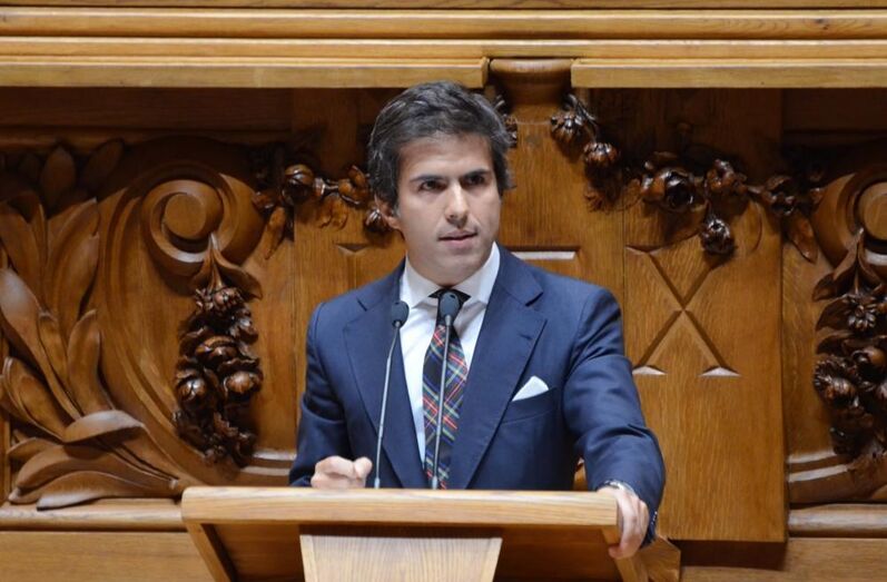 Adolfo Mesquita Nunes