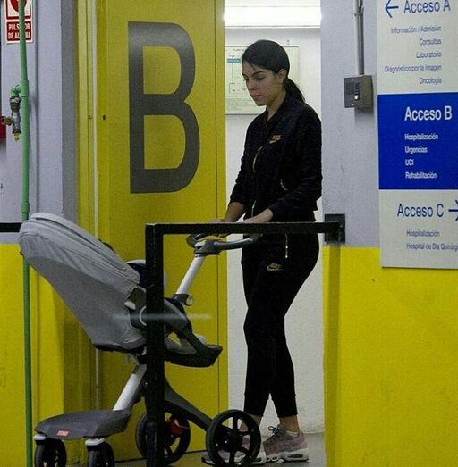 Georgina Rodríguez, Ronaldo, Mateo, hospital, madrid 
