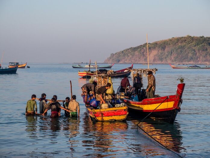 Myanmar, Ngapali, pescadores, praia