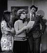 Tônia Carrero com Renata Sorrahe Paulo Goulart em cena da novela "A Próxima Atração" (1970)
