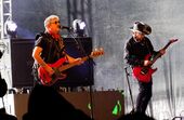 Xutos & Pontapés atuaram na praça dos Pescadores, em Albufeira, na noite de Passagem de Ano. Foi o primeiro, e até agora único, concerto sem Zé Pedro