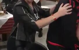 Pepe reage à chegada a Lisboa após derrota dolorosa: "Ronaldo está bem. É a nossa bandeira"