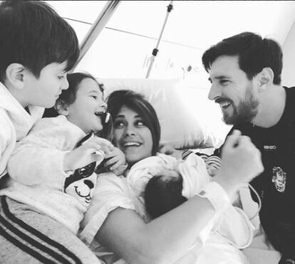 'Graças a Deus correu tudo bem', diz Messi, após nascimento do 3º filho