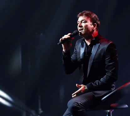 Amor proibido: Tony Carreira troca namorada pela família