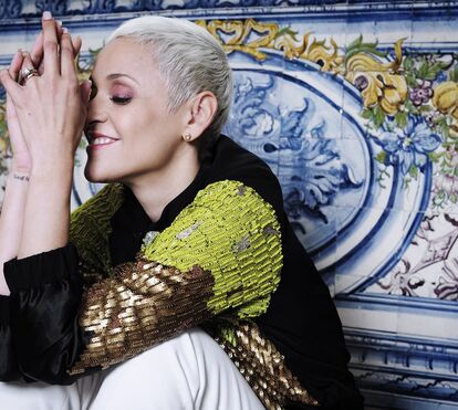 Mariza volta para as mãos do ex-companheiro