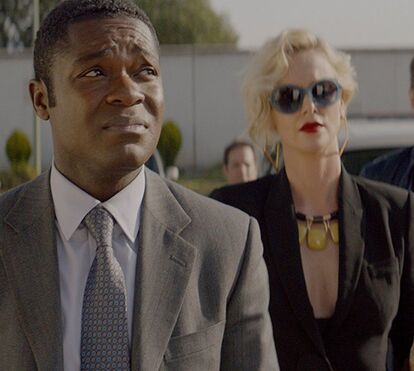 Viagem ao mundo da droga com Charlize Theron