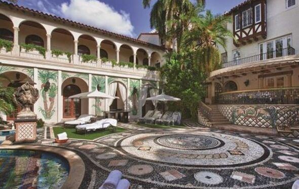 palácio gianni versace