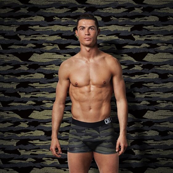 Cristiano Ronaldo, despido, cuecas, lingerie, nu, real madrid