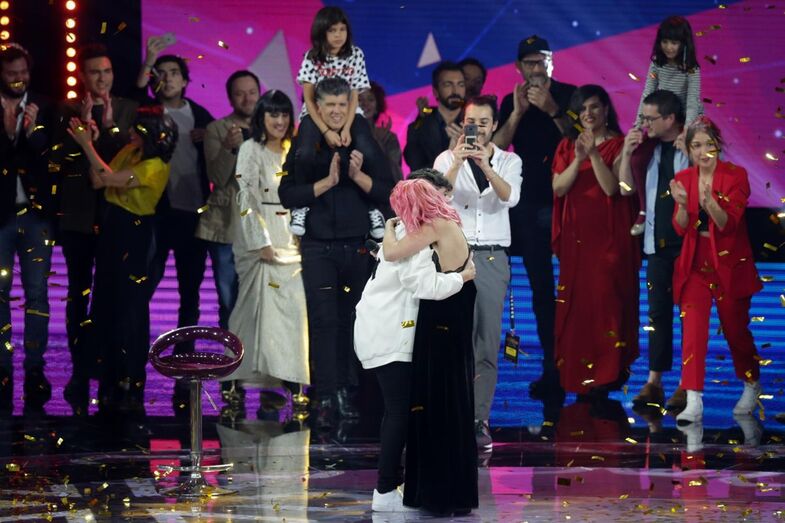 Cláudia Pascoal e Isaura vencem Festival da Canção