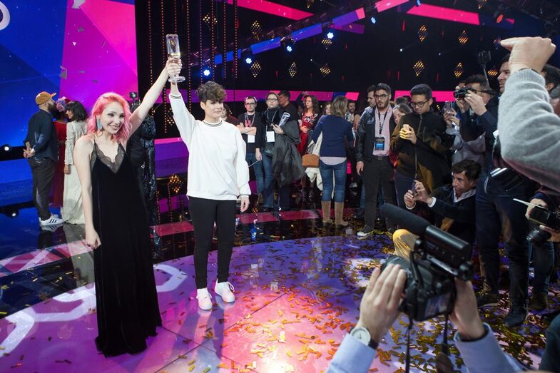 Cláudia Pascoal e Isaura vencem Festival da Canção