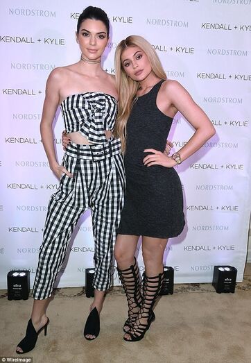 Kendall Jenner, Kylie Jenner 