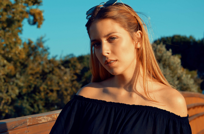 sara carreira