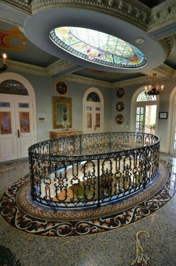 palácio gianni versace