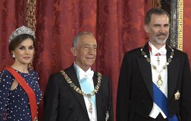 Último encontro real como Presidente! Marcelo Rebelo de Sousa recebido com honras militares por Letizia e Felipe de Espanha