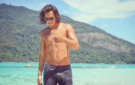 As primeiras imagens do filme porno gay, protagonizado por João Mota