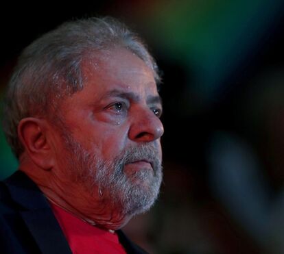 Lula condenado à prisão, terá de se apresentar ate às 21 horas