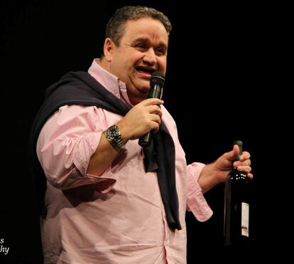 Fernando Mendes comovido com vítimas dos incêndios