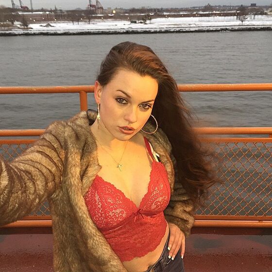 Amigos, Lily-Rose Depp, Walker Bunting