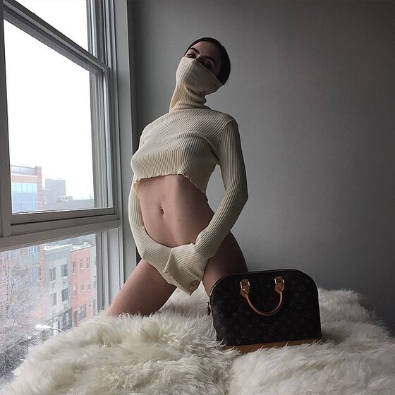 Amigos, Lily-Rose Depp, Walker Bunting