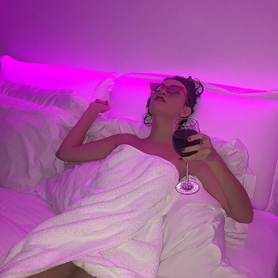 Amigos, Lily-Rose Depp, Walker Bunting