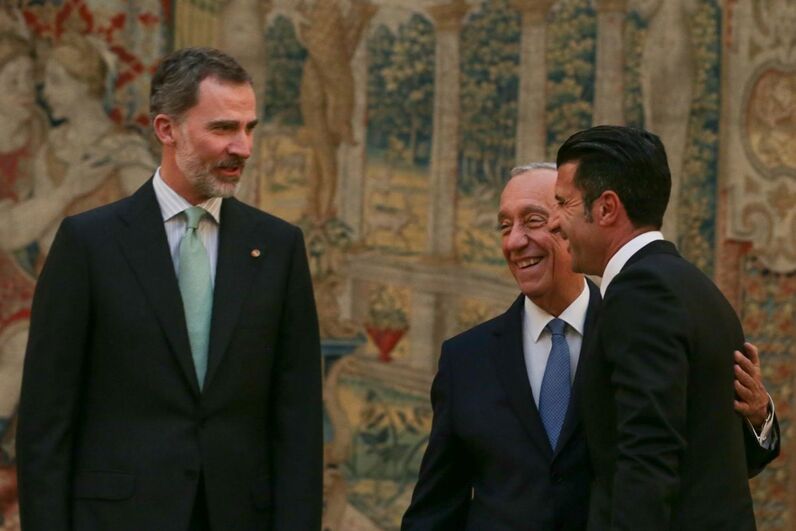 Helen Svedin, Luís Figo 