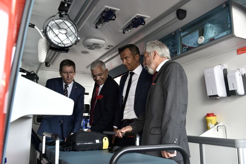 jorge mendes, empresário, solidariedade, ambulância, casa, vítimas dos incêndios, santa comba dão