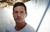 Simon Rex