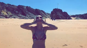 Luciana Abreu, praia, biquíni, canção, pula pula
