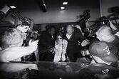Paparazzi, Max Butterworth