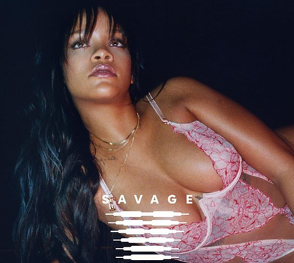 Qual gorda qual quê! Rihanna exibe novo corpo de fazer inveja em fotos em lingerie